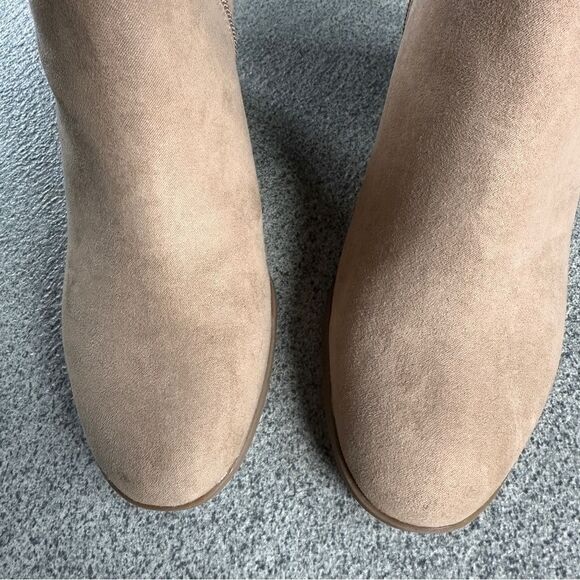 NWB Style & Co Size 7 Taupe Faux Suede Ankle Boots Block Heel Zip Booties - Picture 3 of 11